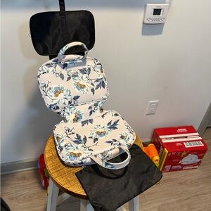 Guess Floral Cosmetic Case in Cream and Blue